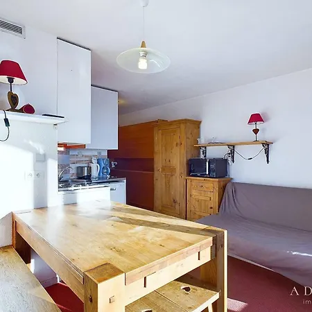 2p Avec Parking, Balcon, Pres Des Pistes Et Commerces A Montvalezan Appartement La Rosiere (Savoie)